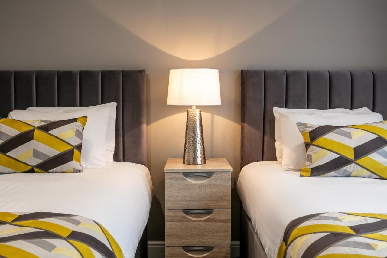 Roydon Marina Village Hotel Eksteriør bilde