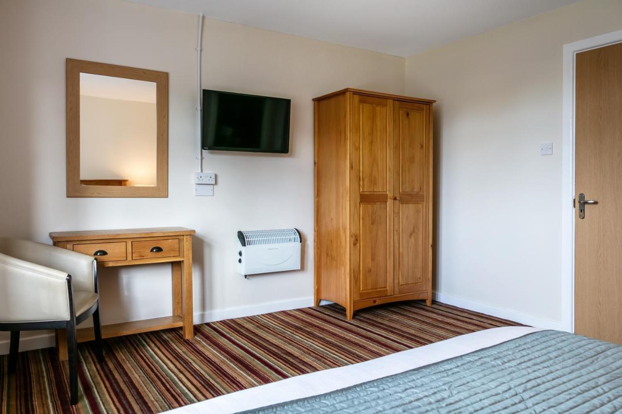 Roydon Marina Village Hotel Eksteriør bilde